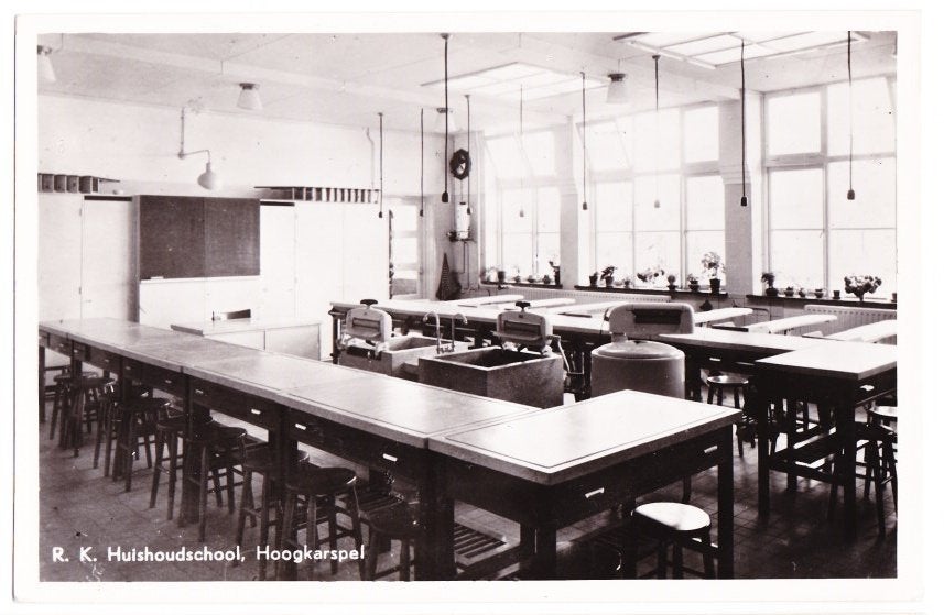 Hoogkarspel R K Huishoudschool Oude Ansichtkaart ( B1943, Ophalen of Verzenden, Voor 1920, Gelderland