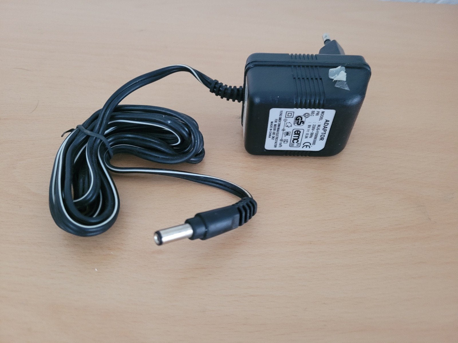 Adapter AC DC 9V 0.3A (300mA), Ophalen of Verzenden, Gebruikt, Onbekend