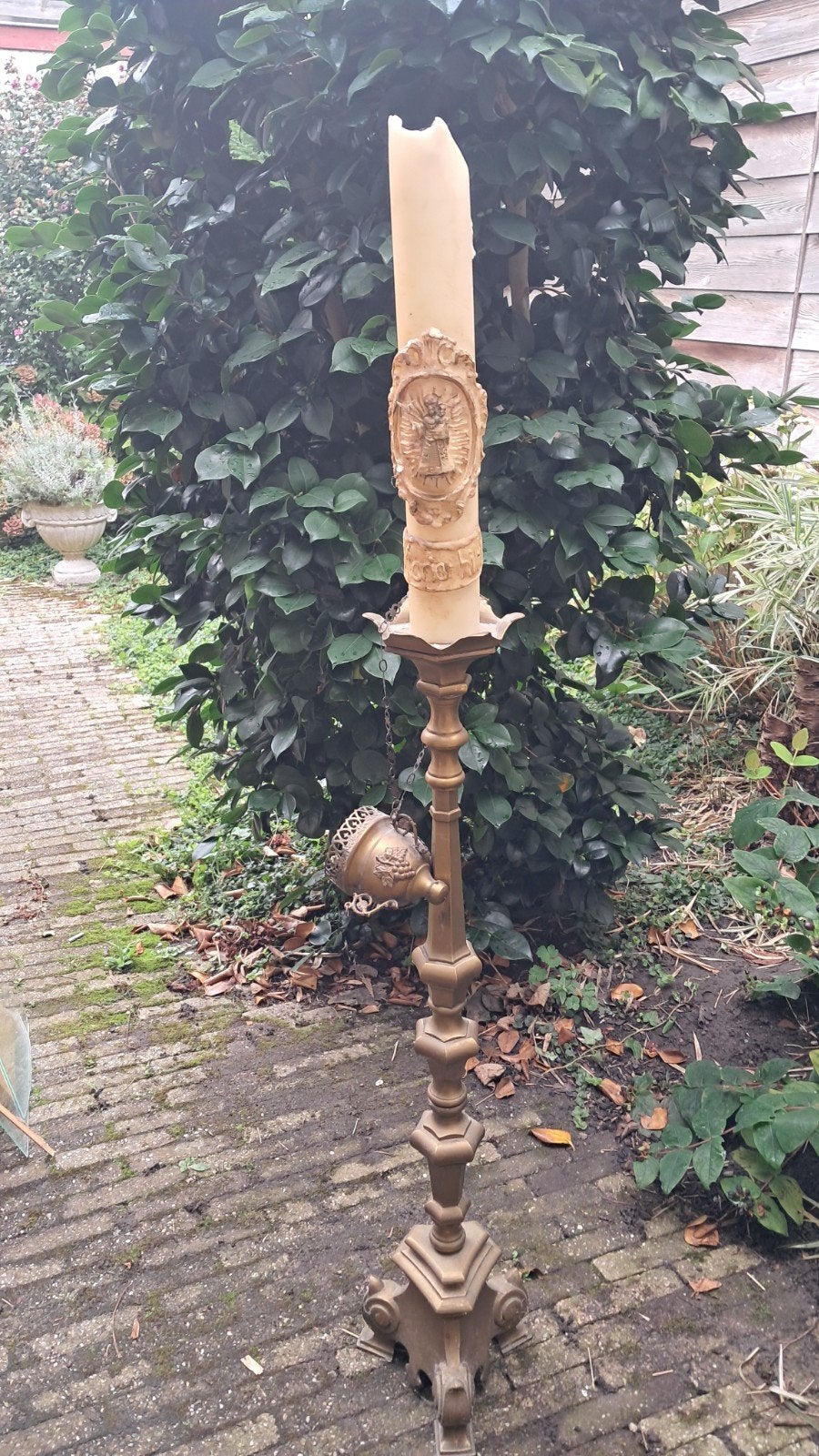 Messing kerkkandelaar met kaars, 125 cm hoog, Antiek en Kunst, Ophalen