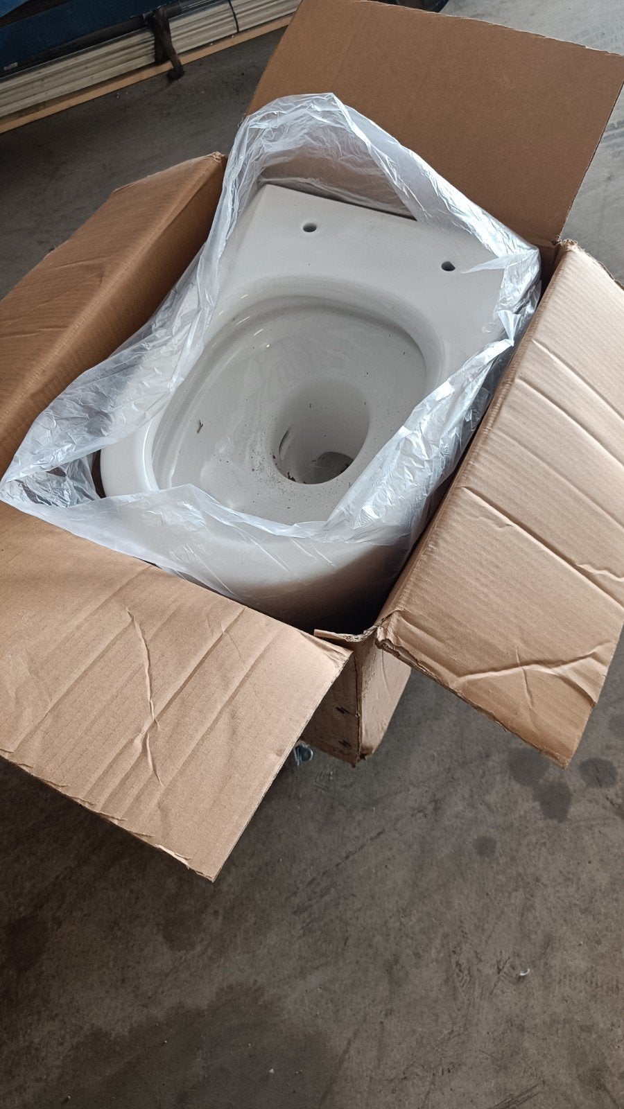 Nieuw Toilet in doos - Ongebruikt, Ophalen of Verzenden