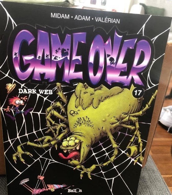 Dark web game over k3, Eén stripboek, Ophalen of Verzenden, Zo goed als nieuw