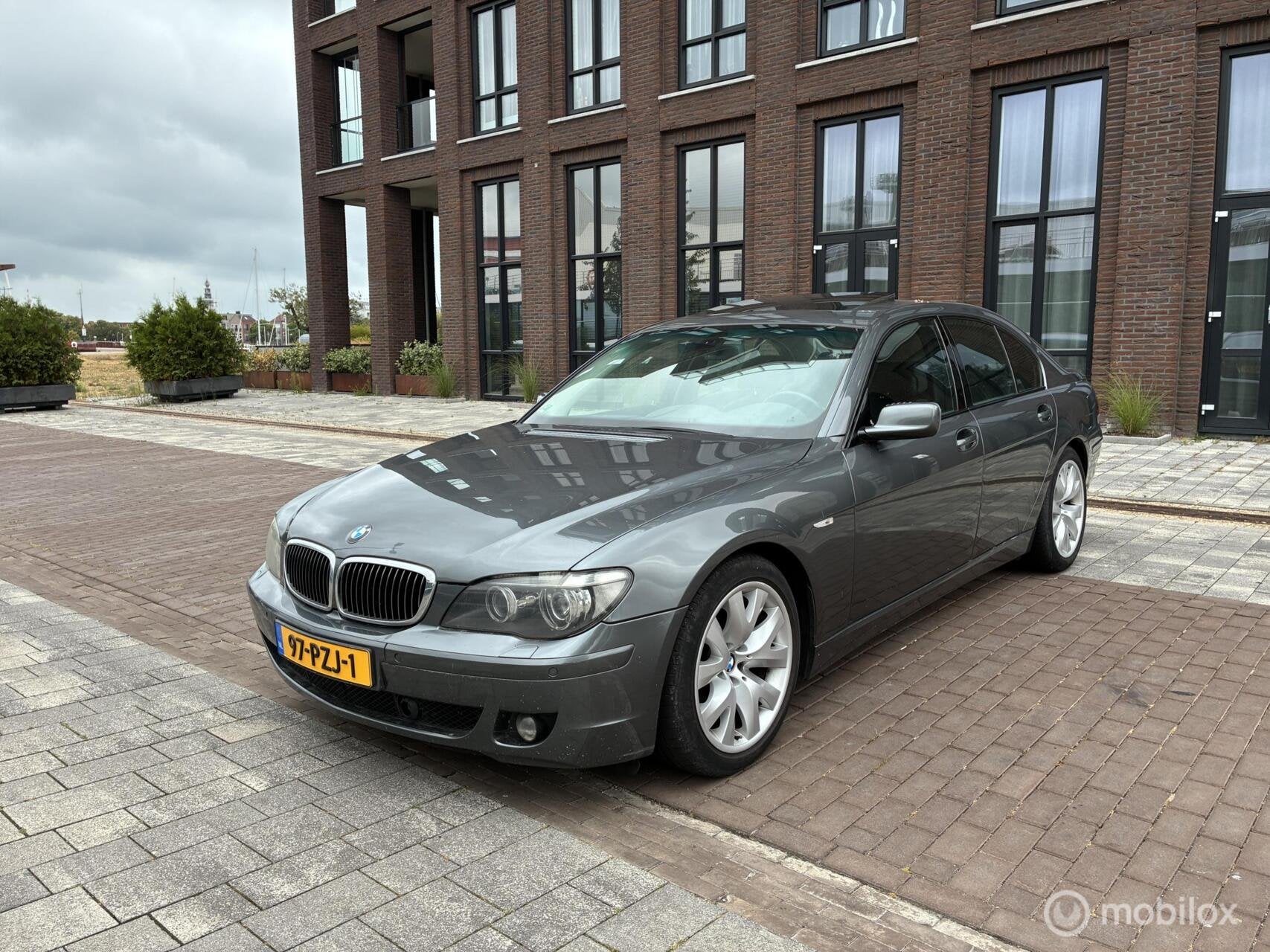 BMW 7-serie 730d High Executive schuiftdak Cruise Clima NAP!, Auto's, Automaat, Navigatiesysteem, Achterwielaandrijving, Gebruikt
