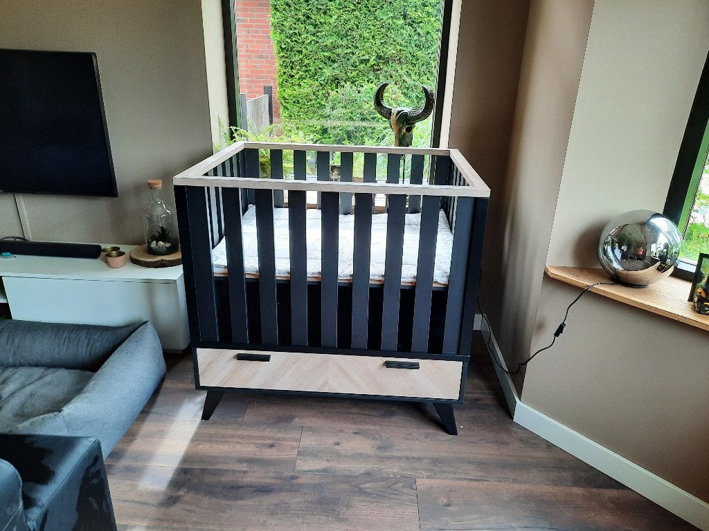 box | baby | visgraat motief | zwart | boxkleed, Kinderen en Baby's, Ophalen, Zo goed als nieuw, In hoogte verstelbaar