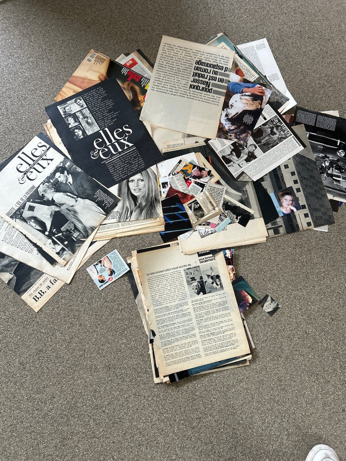 Stapel vintage knipsels Brigitte Bardot, Ophalen of Verzenden, Overige typen