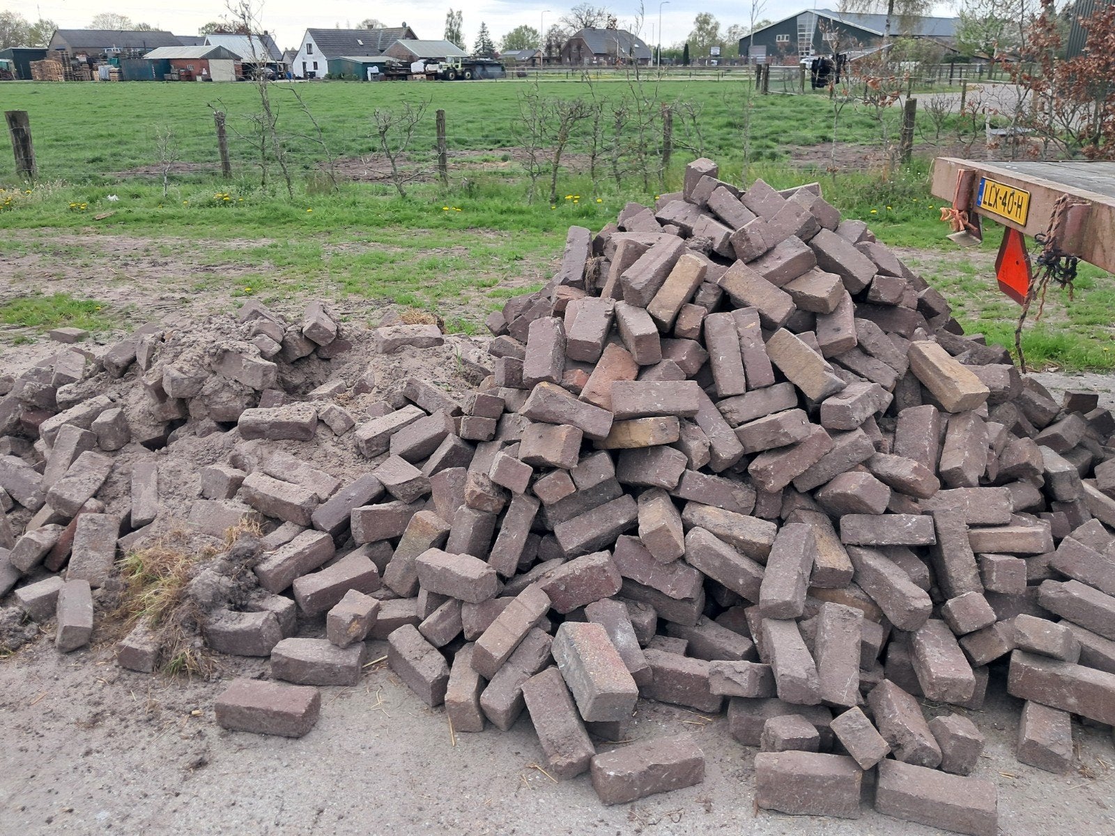 Gebruikte bakstenen voor tuin of bestrating, Doe-het-zelf en Verbouw, Ophalen, Gebruikt, Bakstenen