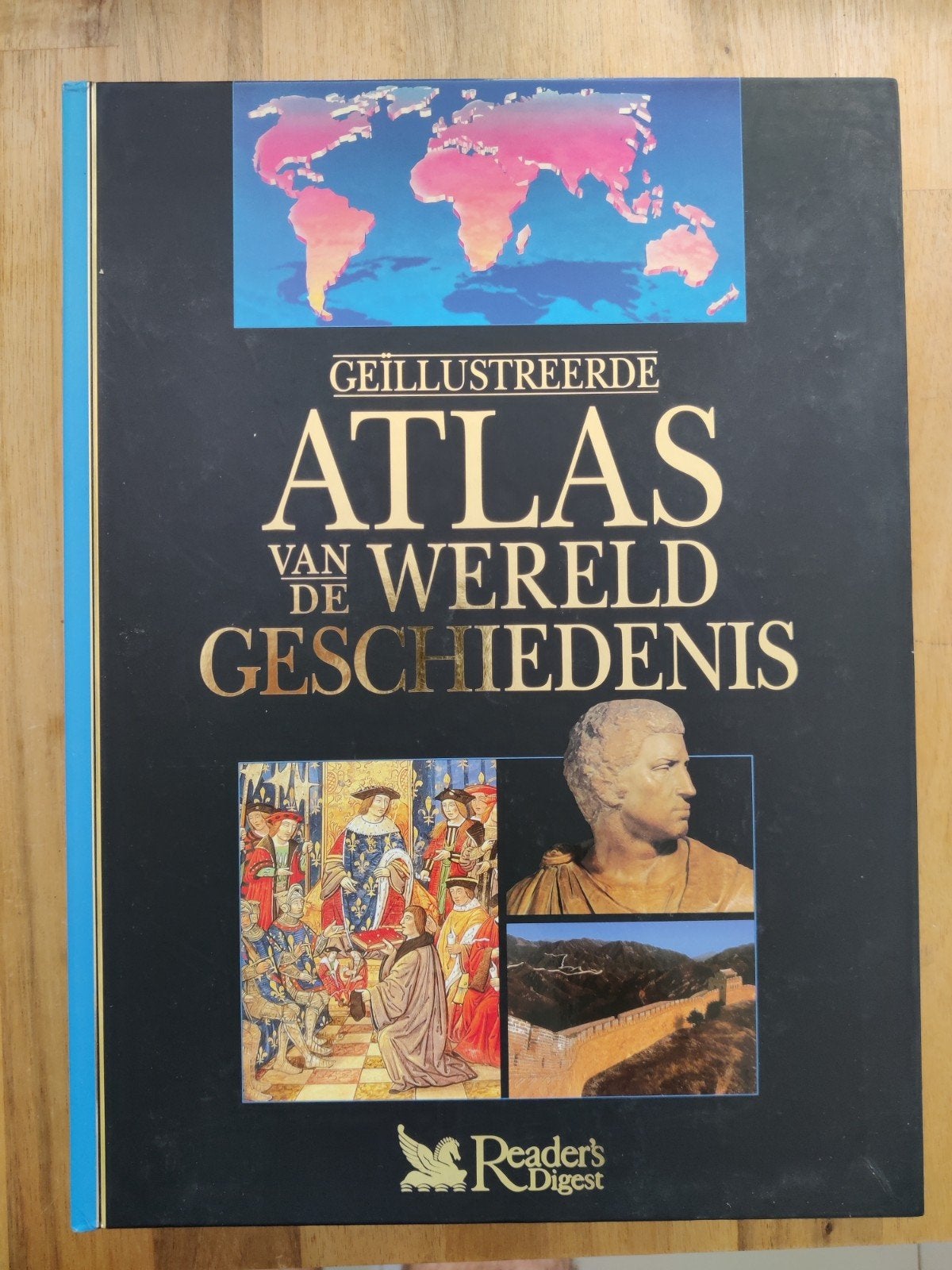 Geïllustreerde Atlas van de Wereldgeschiedenis, Ophalen of Verzenden, Zo goed als nieuw