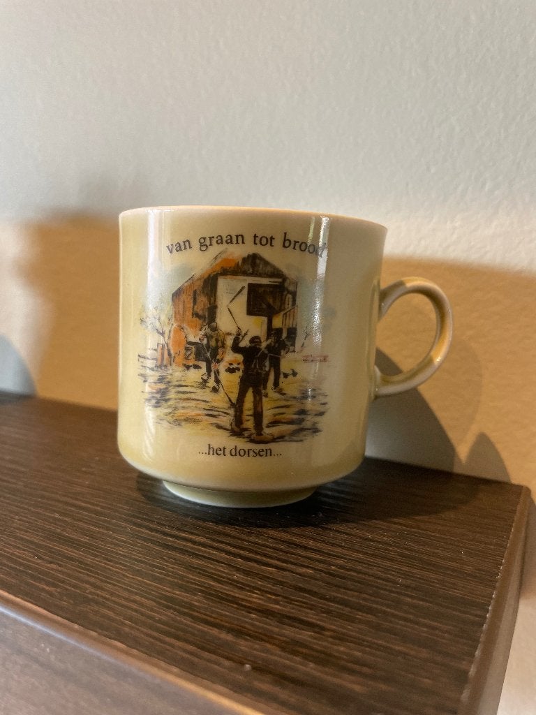 Vintage Everberg mok "van graan tot brood", Overige merken, Keramiek, Vintage, Zo goed als nieuw