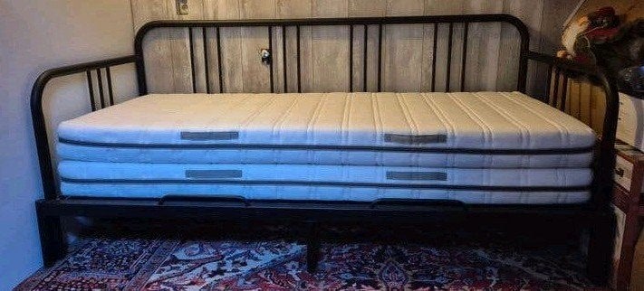 Uitschuifbaar bed zo goed als nieuw, Ophalen, Verstelbaar, Zwart, Tweepersoons