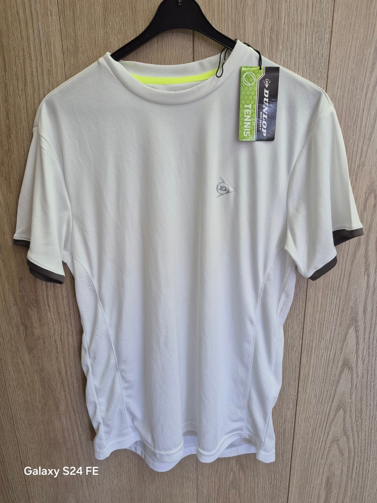 Dunlop Sport Tennis T-shirt - Nieuw met labels, Wit, Nieuw, Ophalen of Verzenden, Racketsport