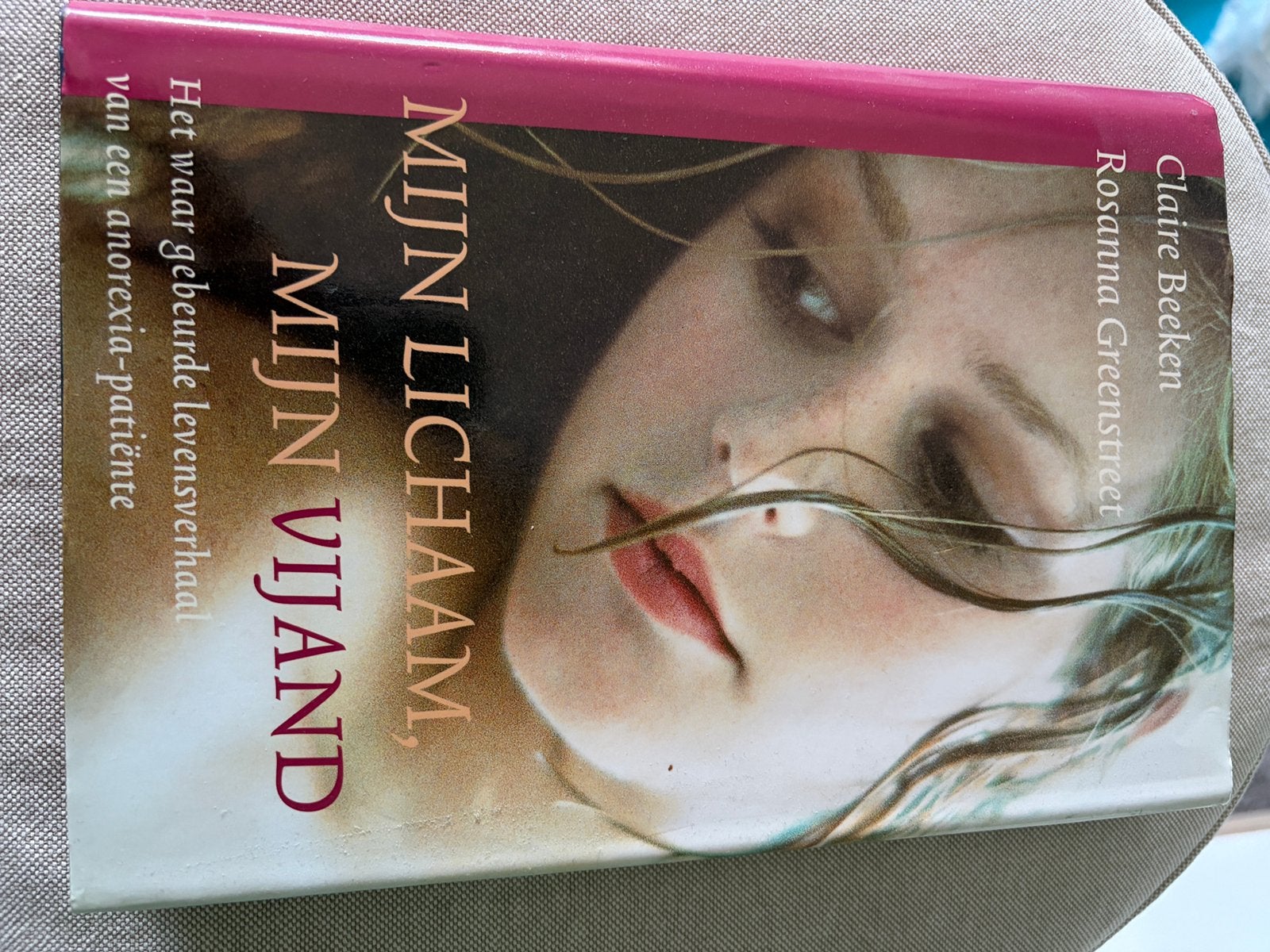 C. Beeken - Mijn lichaam, mijn vijand, Boeken, Literatuur, Gelezen, C. Beeken; R. Greenstreet, Ophalen of Verzenden, Nederland