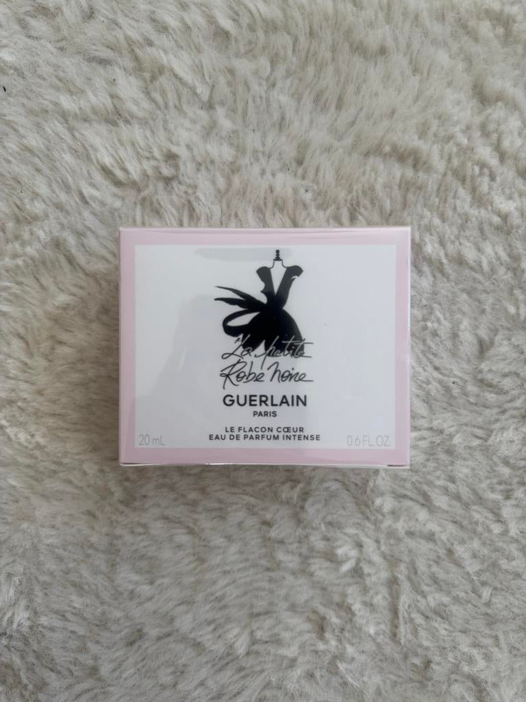 Guerlain La Petite Robe Noire Eau de Parfum Intense 20 ml, Ophalen of Verzenden, Nieuw