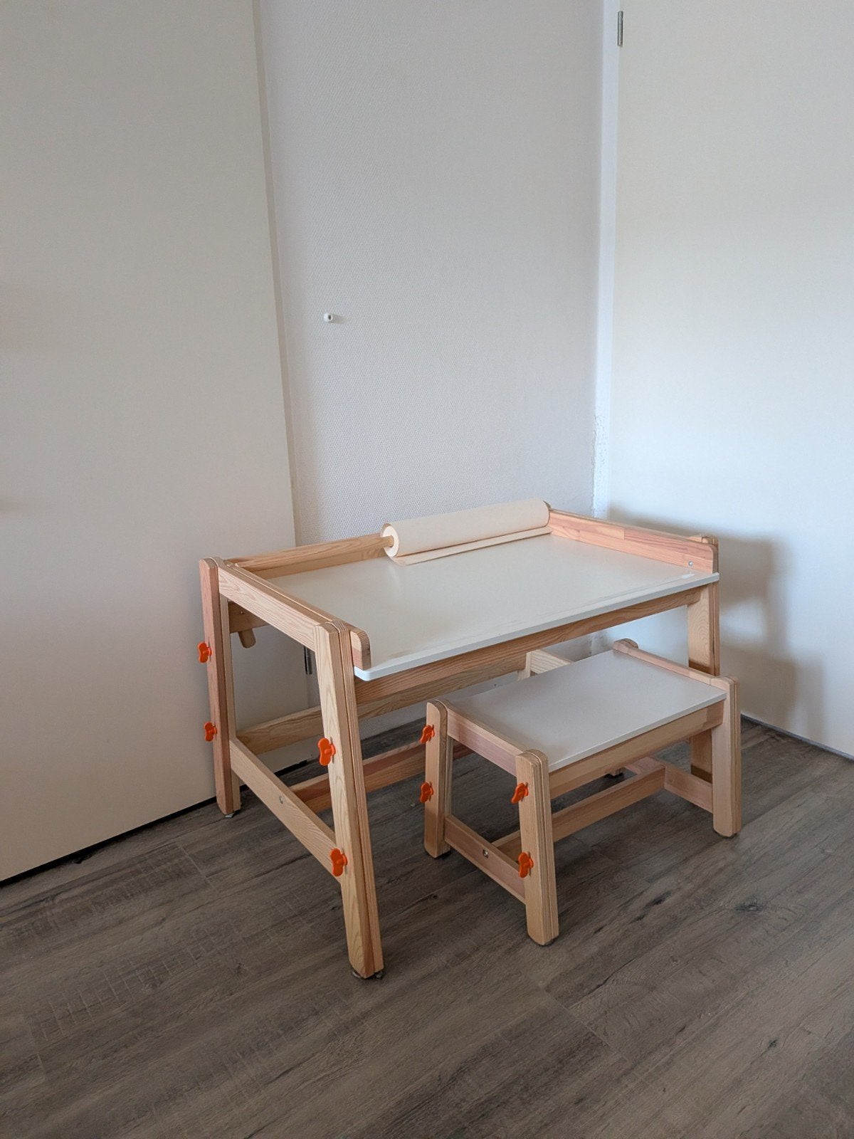 Kinderbureau met bankje (Ikea), Ophalen, Gebruikt, Overige typen