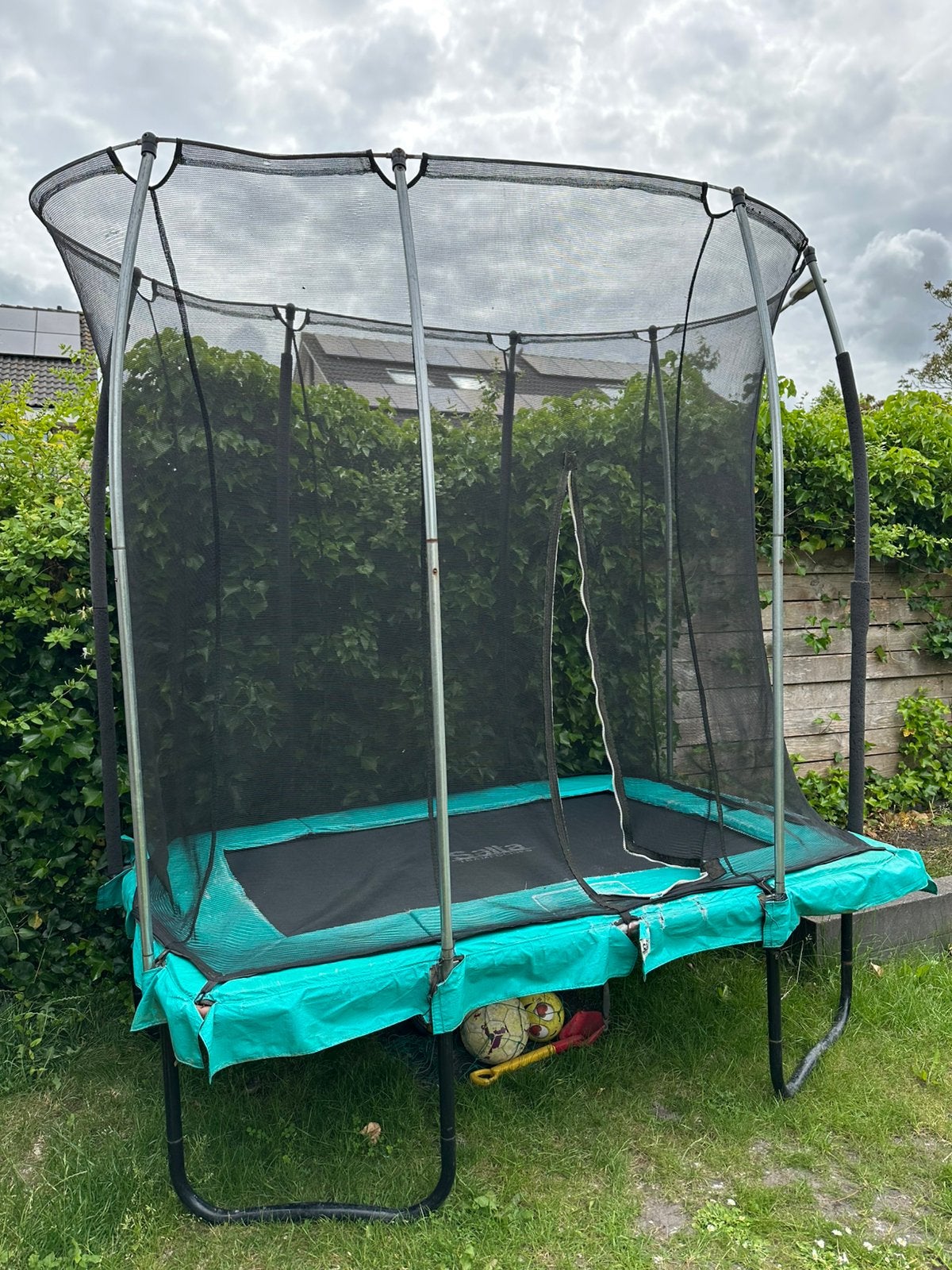 Salta trampoline, Ophalen, Gebruikt