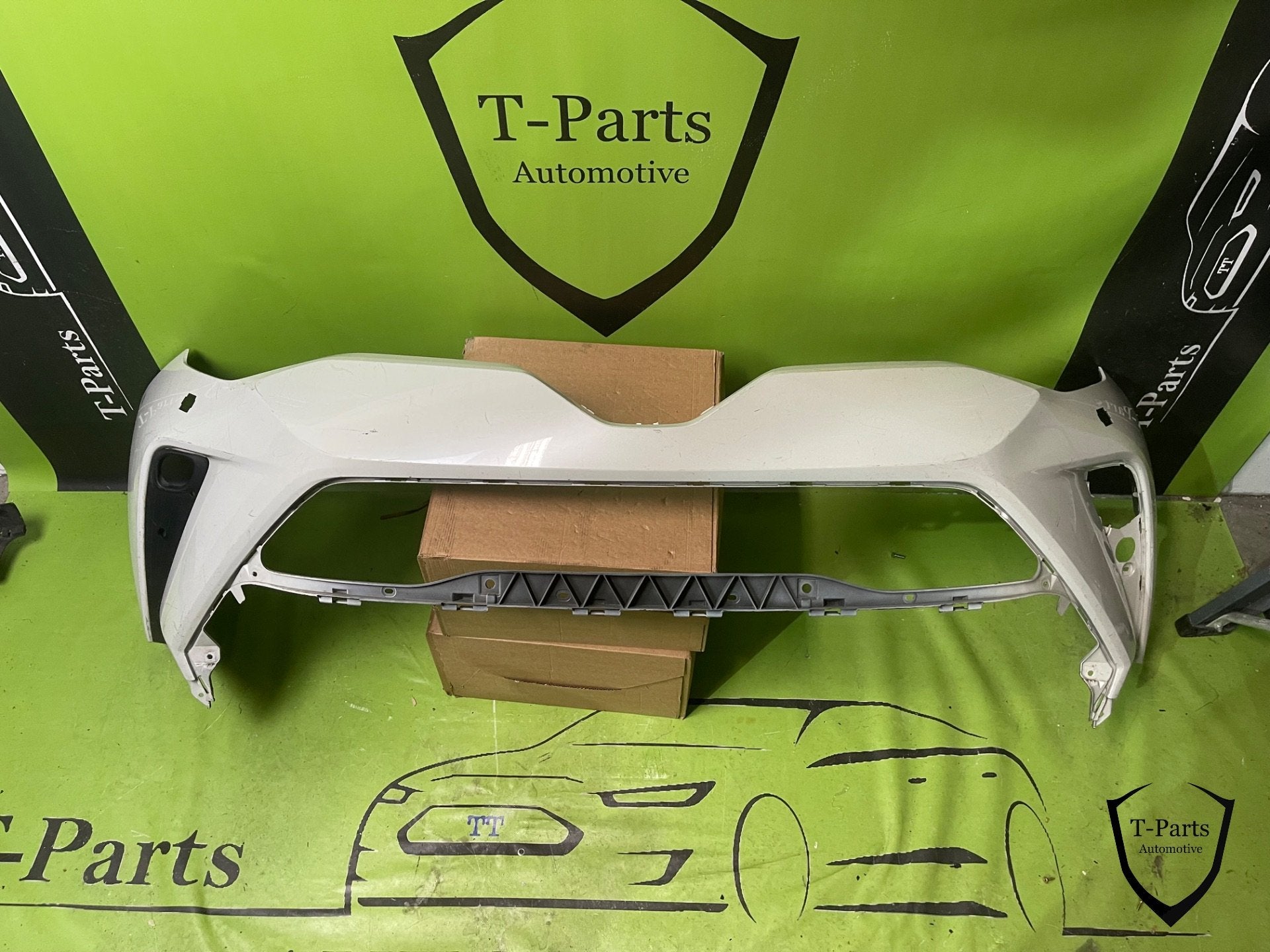 Toyota C-HR voorbumper bumper chr