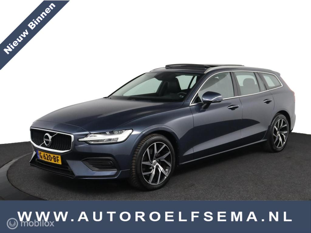 Volvo V60 2.0 T4 Momentum|Pano|18 Inch|Camera, 15 km/l, Euro 6, 1969 cc, Blauw