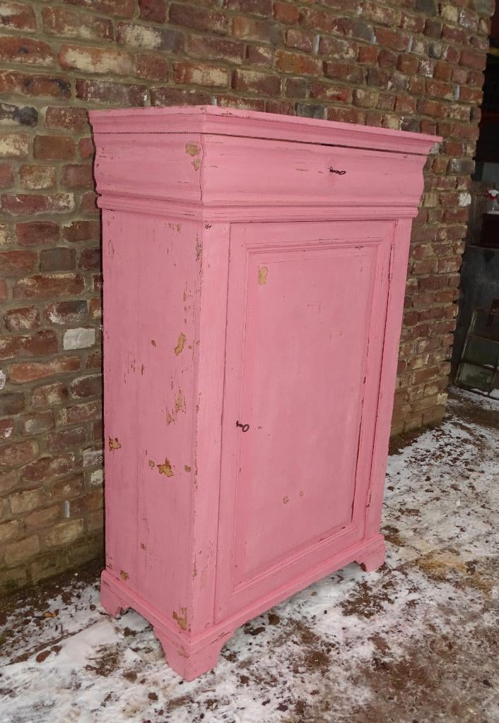 oude kast meidenkast met legplanken oud roze klerenkast, Ophalen