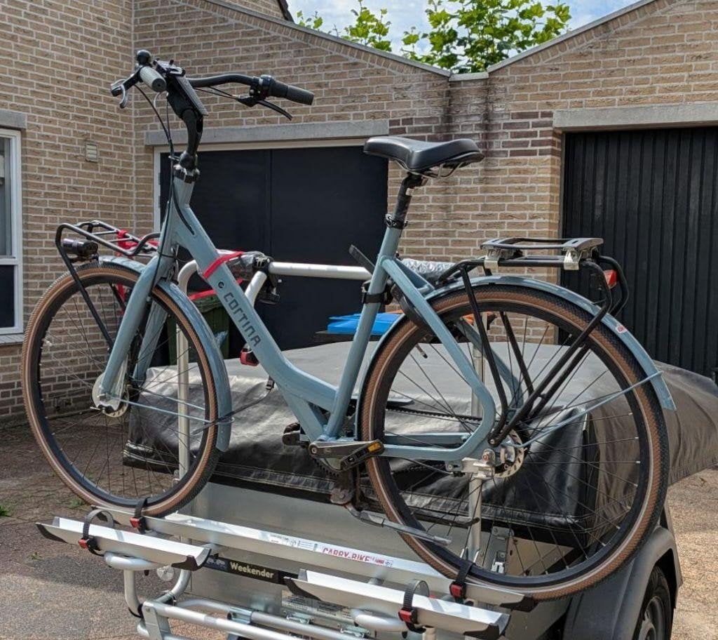 Cortina Common Damesfiets met riemaandrijving (belt) mt 57, Versnellingen, 56 cm of meer, Zo goed als nieuw, Schijfrem