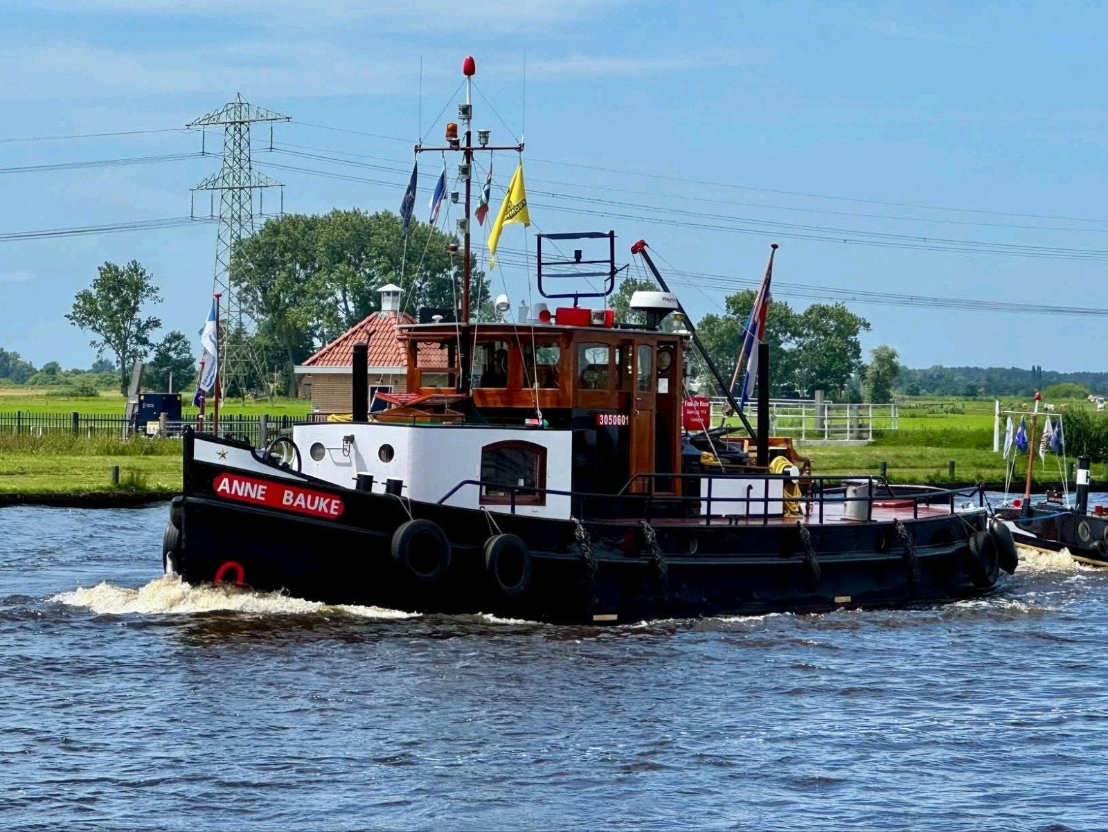 Sleepboot, sleper, monument Anne Bauke met Kromhout 8TS, Ophalen, Gebruikt