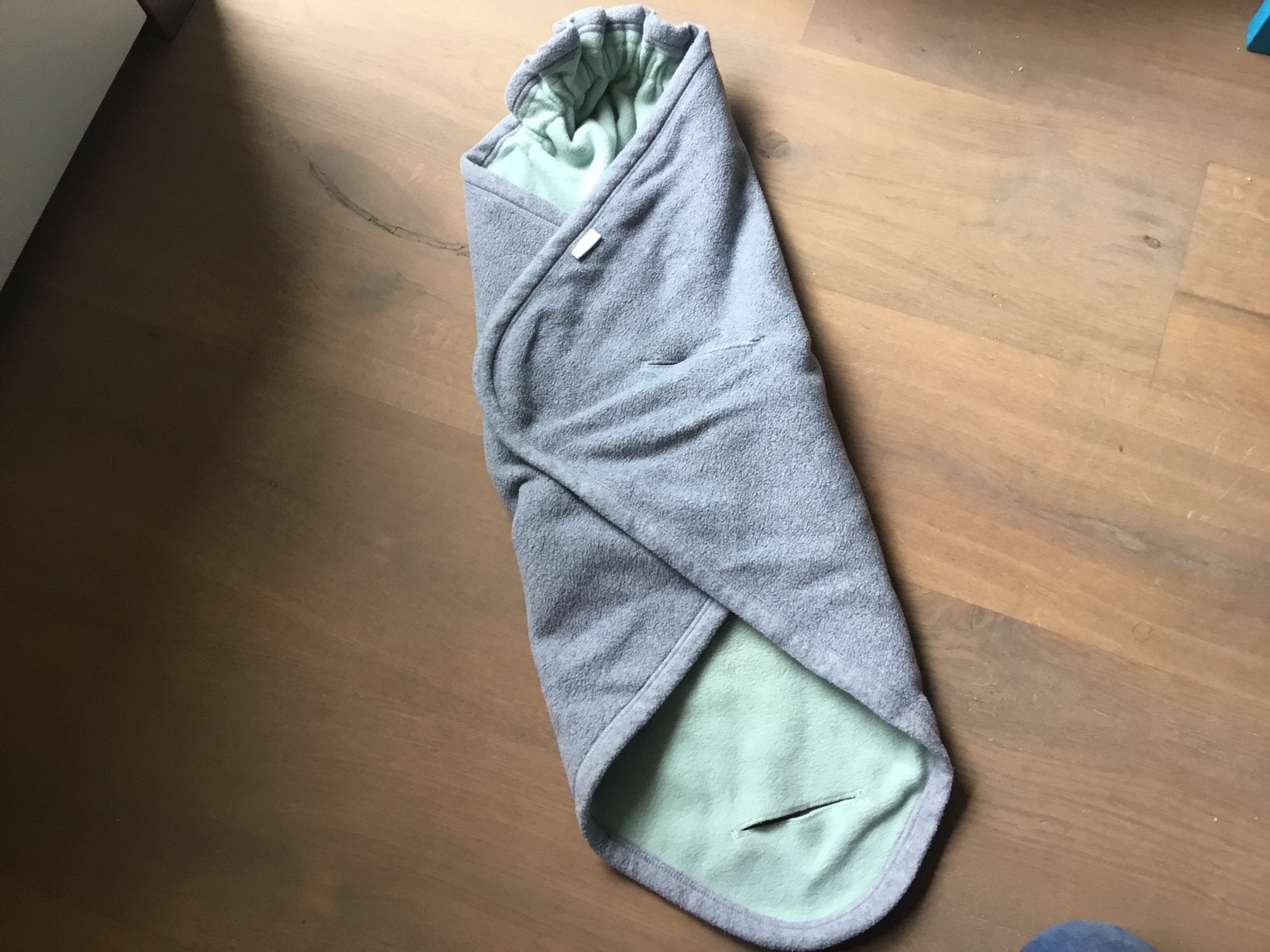 Wikkeldeken grijs deken maxi-cosi omslagdeken, Ophalen of Verzenden, Zo goed als nieuw, Deken