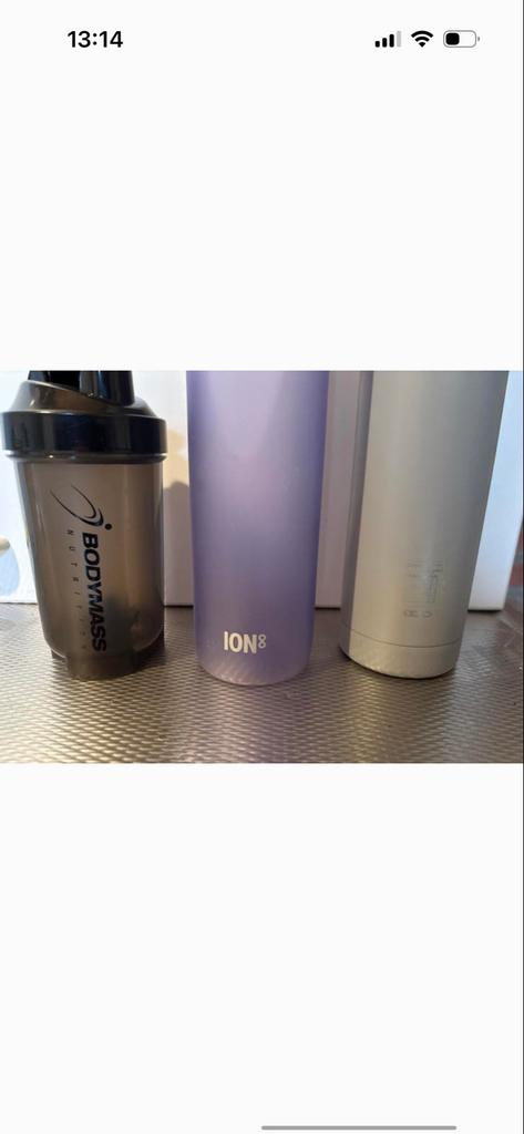 Set van 3 drinkflessen: BodyMass, ION8, en neutrale fles, Ophalen of Verzenden, Zo goed als nieuw