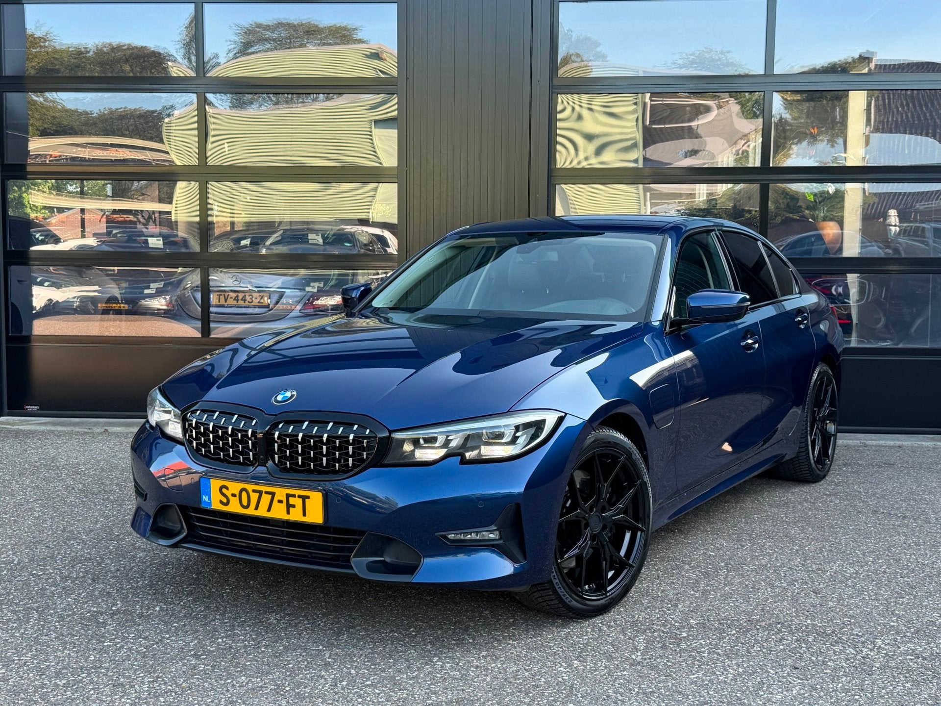 BMW 3-Serie 330e SportLine Shadowline Mediterranblau, Auto's, BMW, Bedrijf, Te koop, 3-Serie, ABS, Adaptive Cruise Control, Airbags