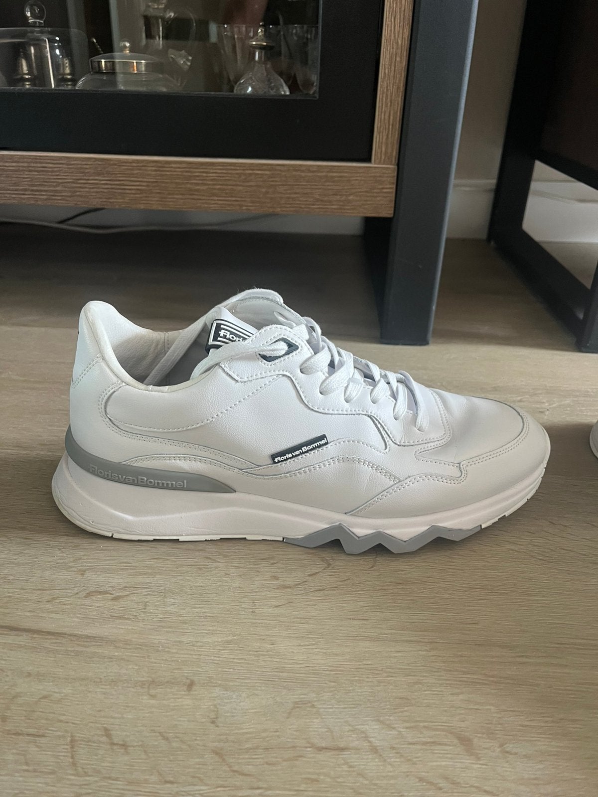 Floris van Bommel sneaker maat 43, Overige merken, L00, Schoenen, Ophalen of Verzenden