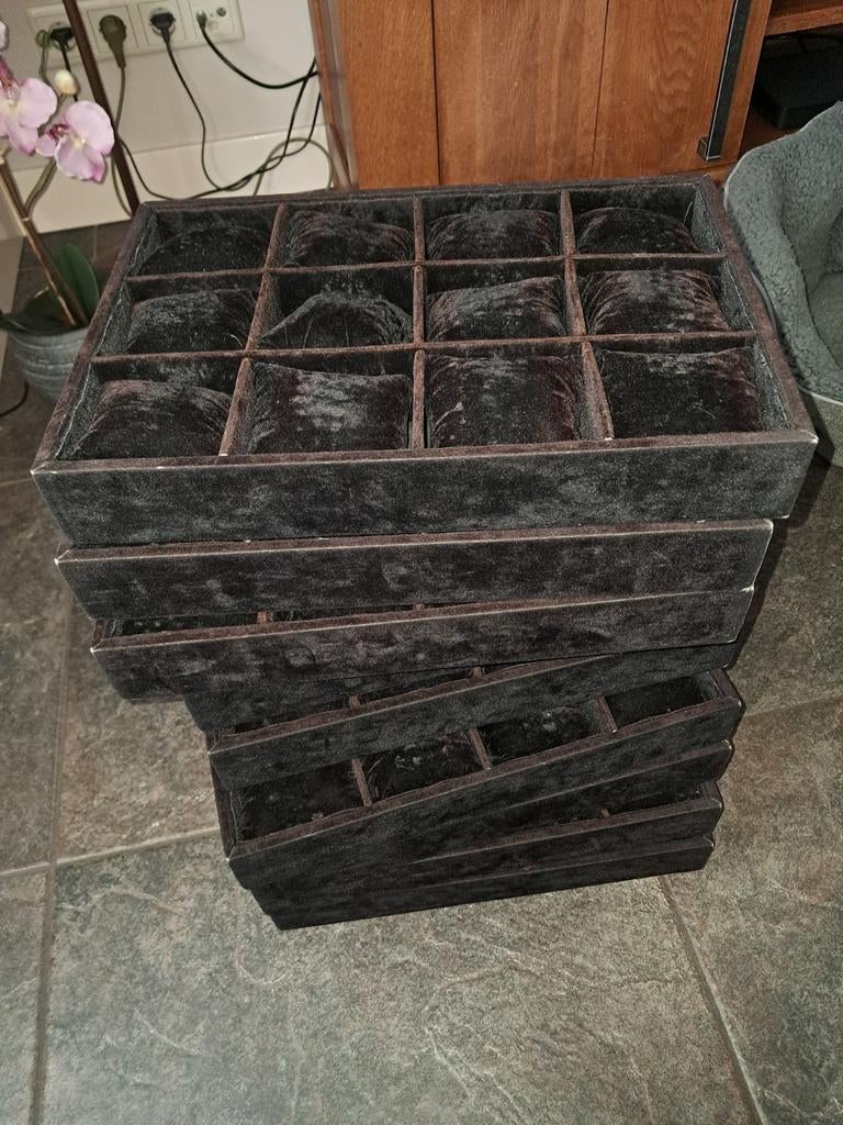 12 sieradenkisten voor presentatie, Sieraden, Tassen en Uiterlijk, Overige Accessoires, Zo goed als nieuw, Ophalen of Verzenden