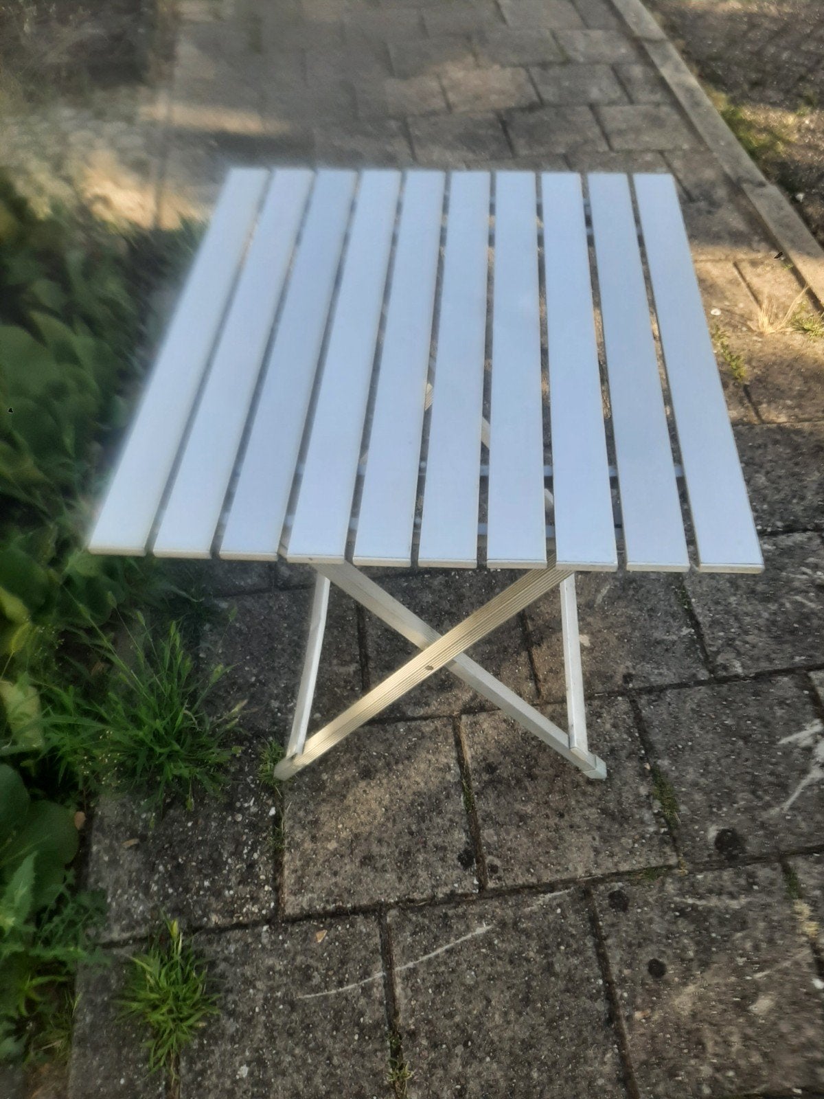 Opvouwbare campingtafel - wit aluminium, Ophalen of Verzenden, Gebruikt, Rechthoekig, Aluminium