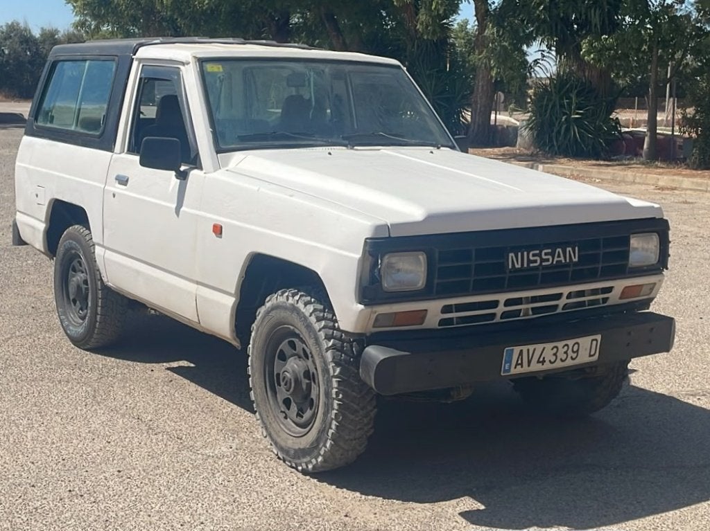 Nissan Patrol, 2.8D, bj 1986, oldtimer, in zeer goede staat, Stof, Beige, Wit, Bedrijf
