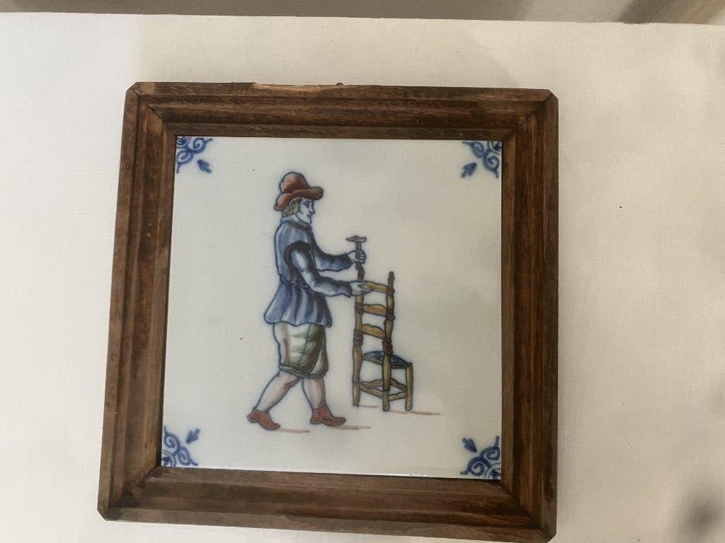 Handbeschilderde Makkum Tichelaar tegel - meubelmaker, Antiek en Kunst, Ophalen of Verzenden
