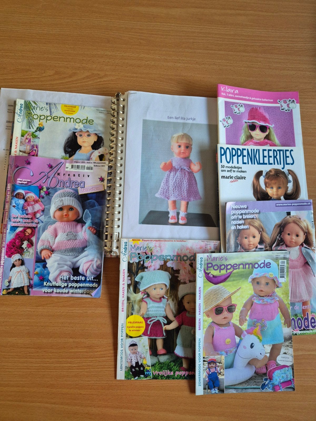 Poppenkleertjes patronen breien haken naaien, Ophalen of Verzenden, Zo goed als nieuw, Damesbladen