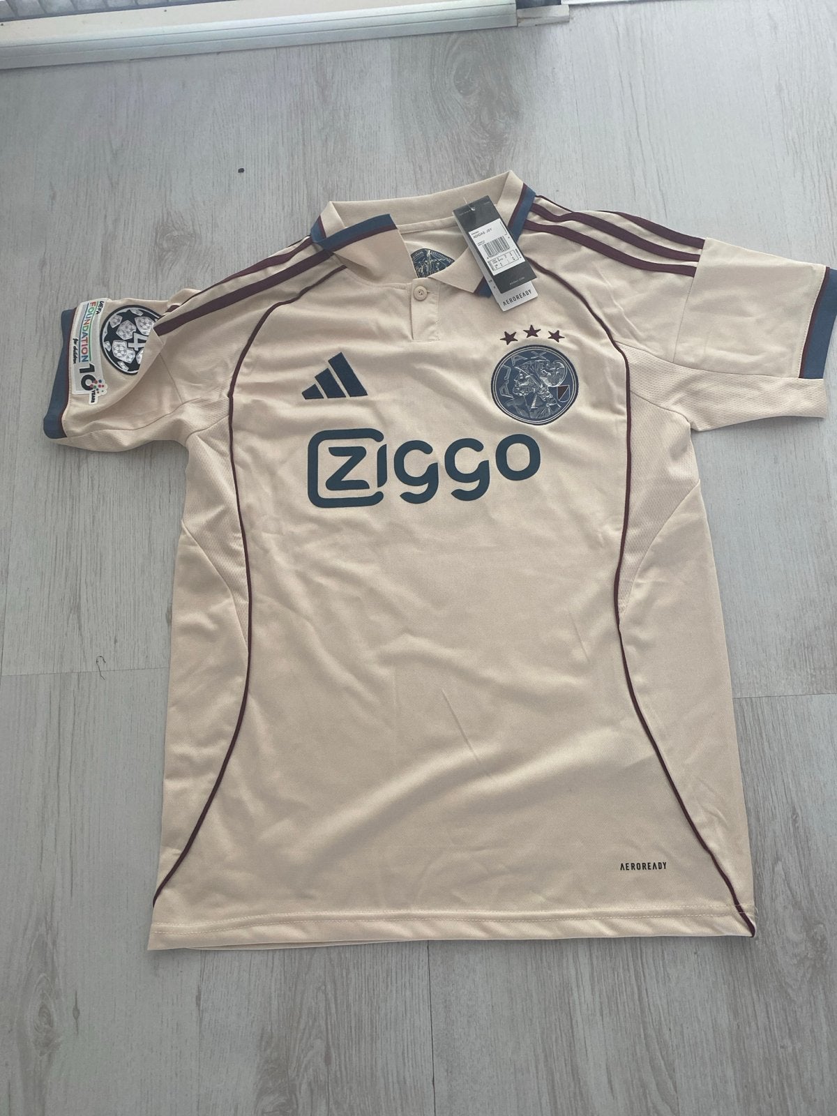 Ajax Dolberg shirt - Nieuw met kaartjes, Ophalen, Nieuw, Maat 46 (S) of kleiner, Beige