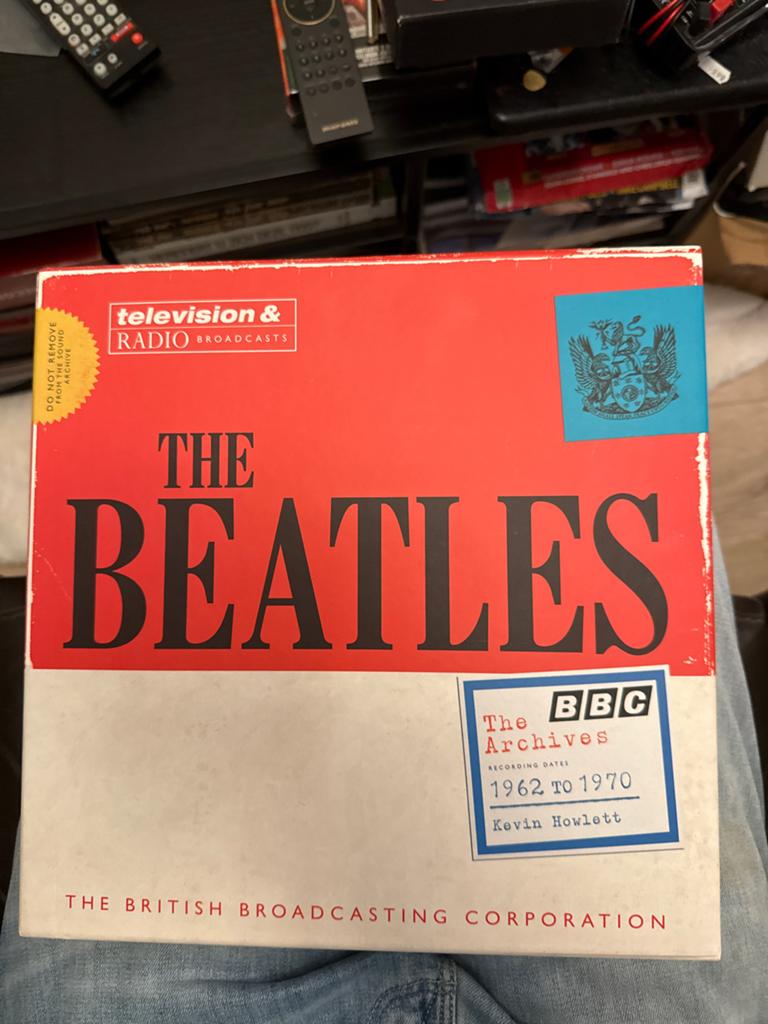 The Beatles: The BBC Archives - Boek met memorabilia, Ophalen of Verzenden, Zo goed als nieuw, Artiest