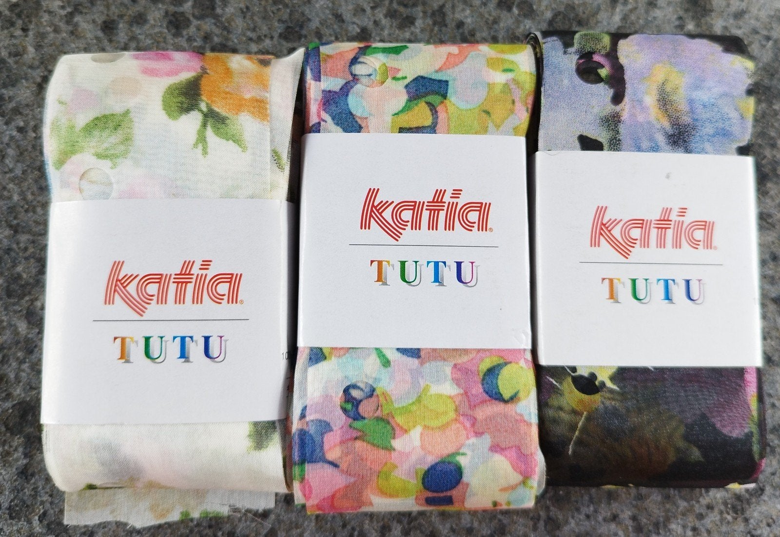 Katia Tutu, Hobby en Vrije tijd, Breien en Haken, Ophalen of Verzenden, Nieuw, Breien of Haken, Wol of Garen