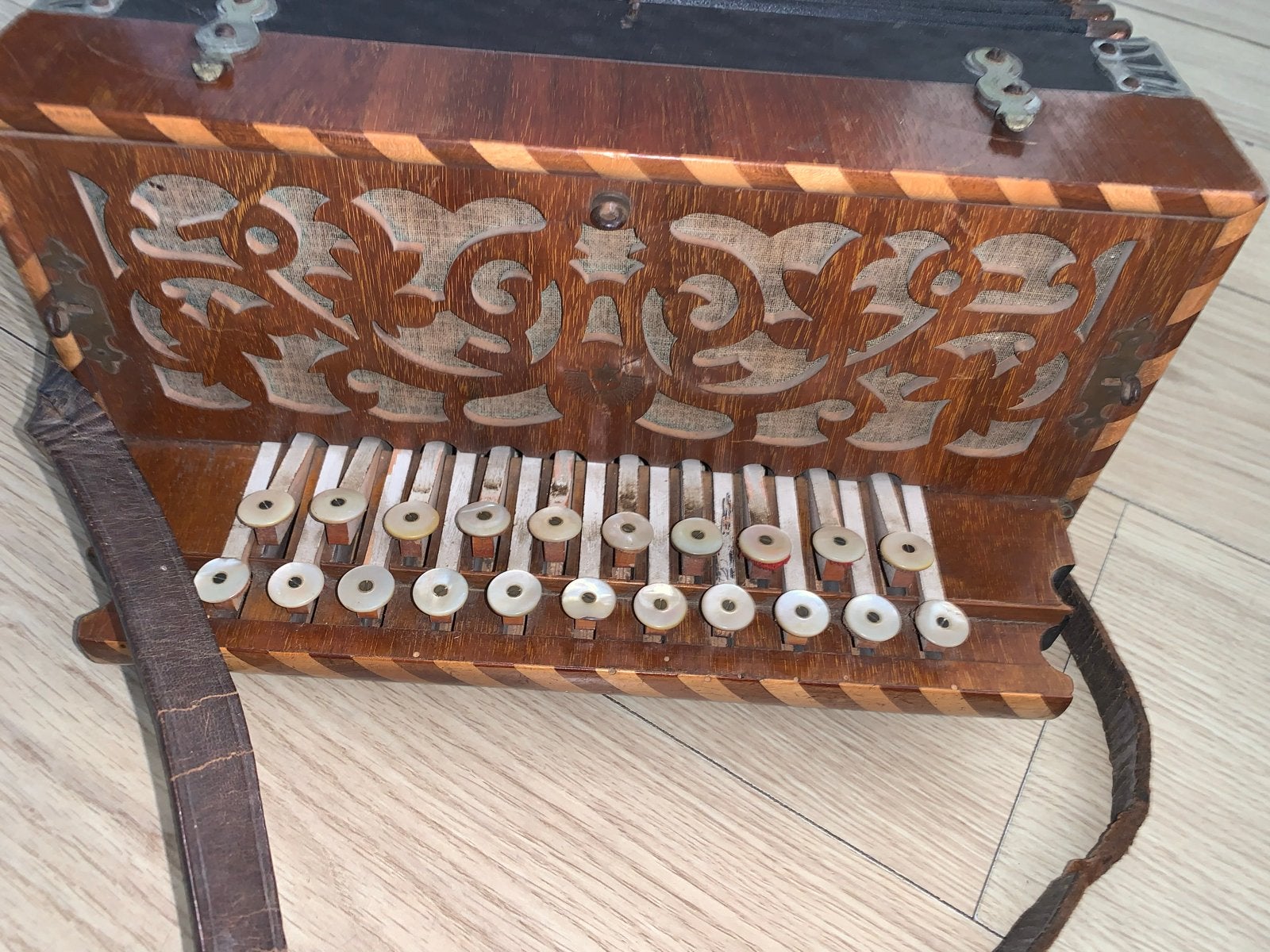Antieke Accordeon W. van Citters Haarlem, Muziek en Instrumenten, Overige merken, Gebruikt, Met riemen, Overige formaten