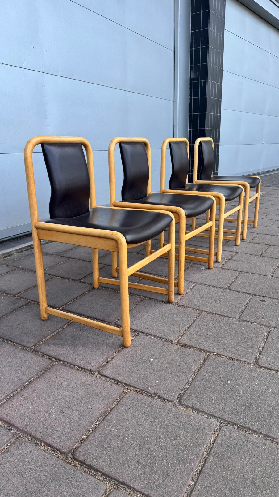 Deense jaren 70 vintage design stoelen, Huis en Inrichting, Ophalen, Gebruikt, Bruin, Twee