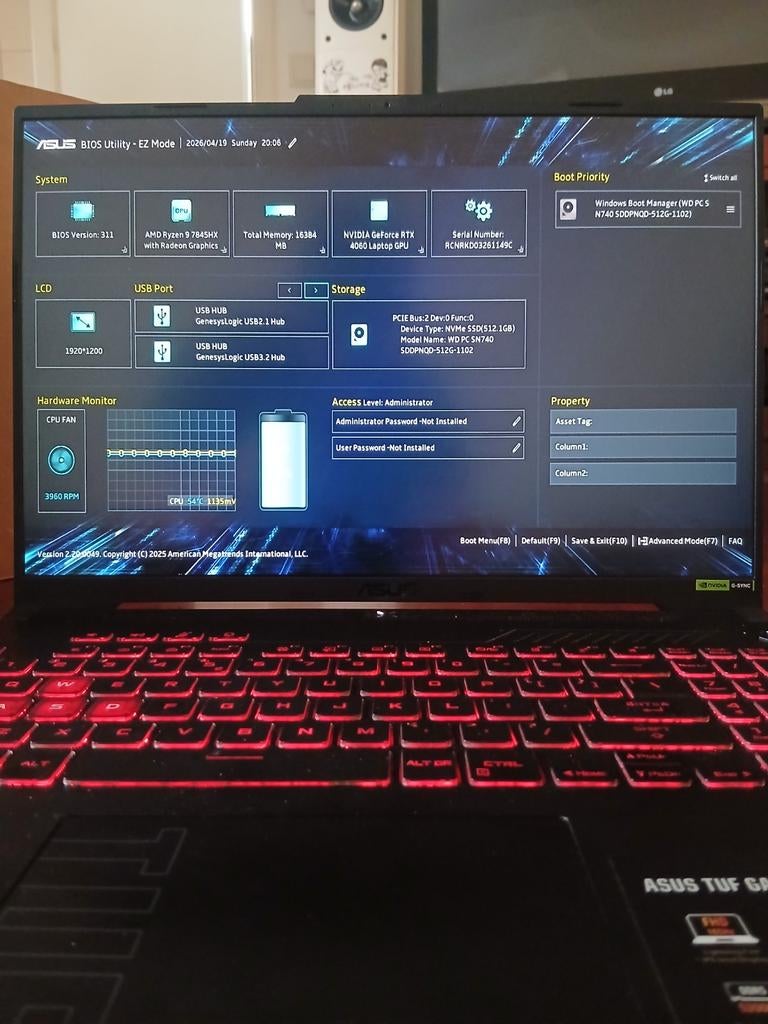 ASUS TUF Gaming A16 Laptop - AMD Ryzen 9 7845HX, RTX 4060, Met videokaart, Qwerty, ASUS, Zo goed als nieuw