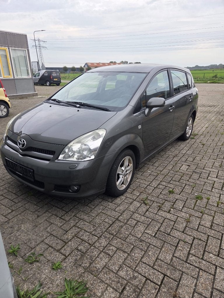 Foto 2 van Toyota Corolla Verso