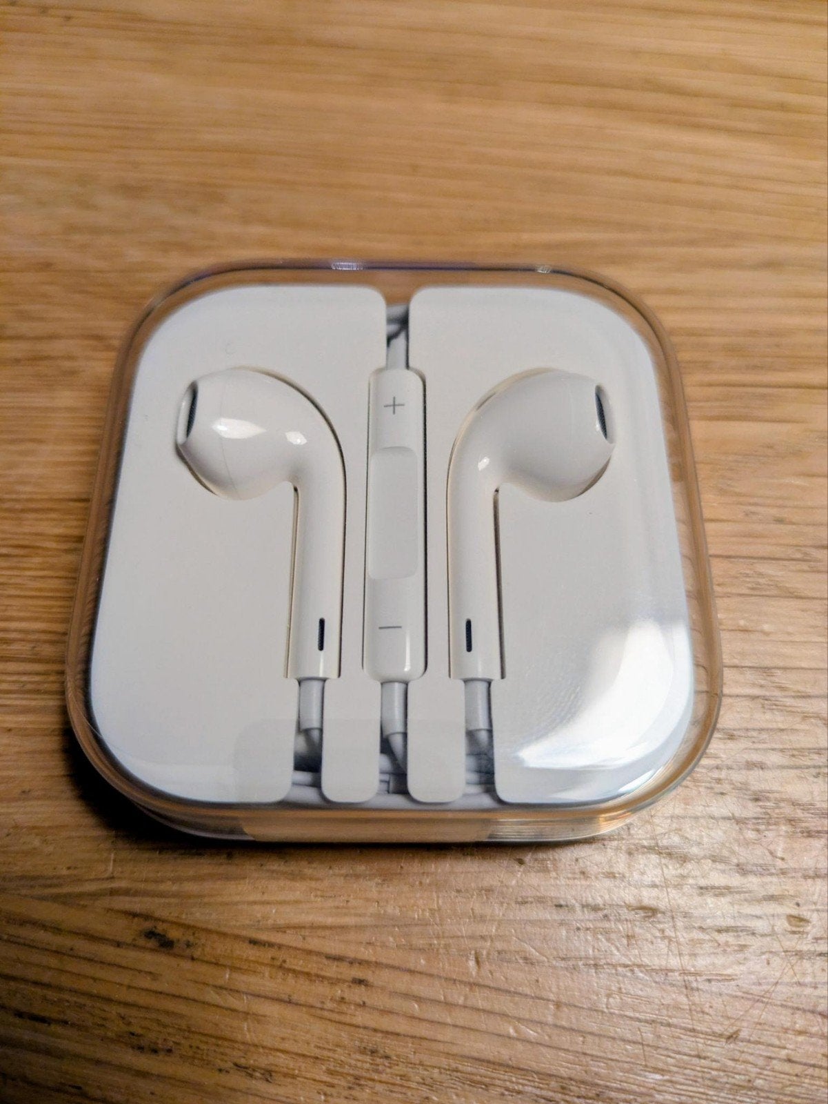 Apple earbuds NIEUW iPhone SE, Telecommunicatie, Mobiele telefoons | Oordopjes, Nieuw, Ophalen of Verzenden, Apple, In oorschelp (earbud)