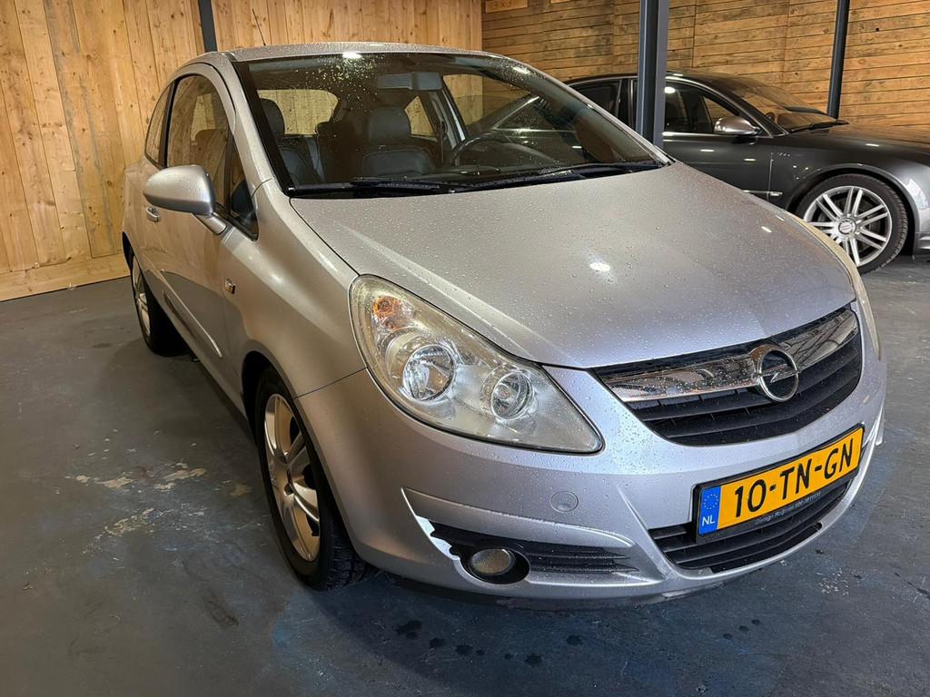 Opel Corsa 1.4-16V Cosmo 2007 Airco 147.000 KM APK 2027, Voorwielaandrijving, Gebruikt, 4 cilinders, Origineel Nederlands