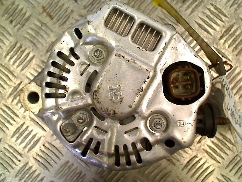 Dynamo Suzuki SX4 (EY/GY) (2006-06/2009-09), Gebruikt, Suzuki Deutschland GmbH, Kontakt@suzuki.de, Suzuki-Allee 7, Bensheim 64625, , Duitsland