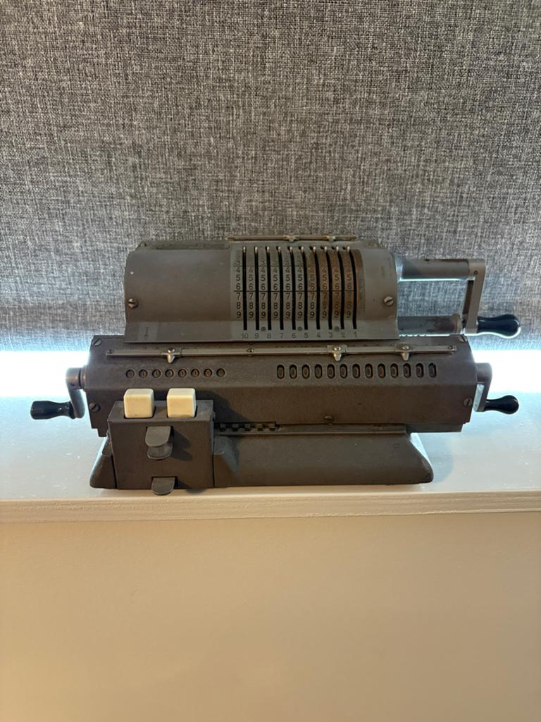Odhner rekenmachine, Antiek en Kunst, Ophalen
