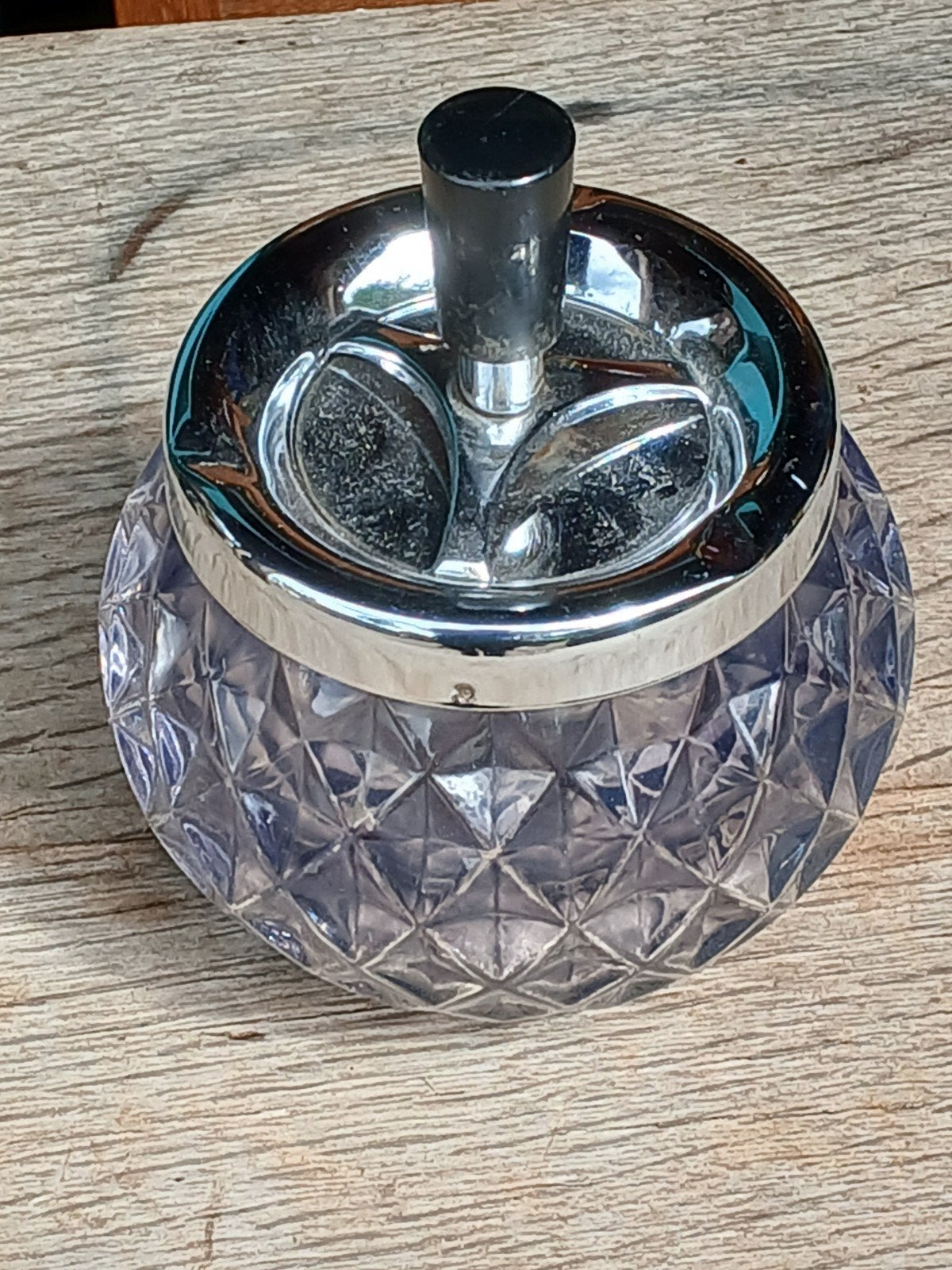 Vintage glazen asbak met metalen deksel, Ophalen of Verzenden
