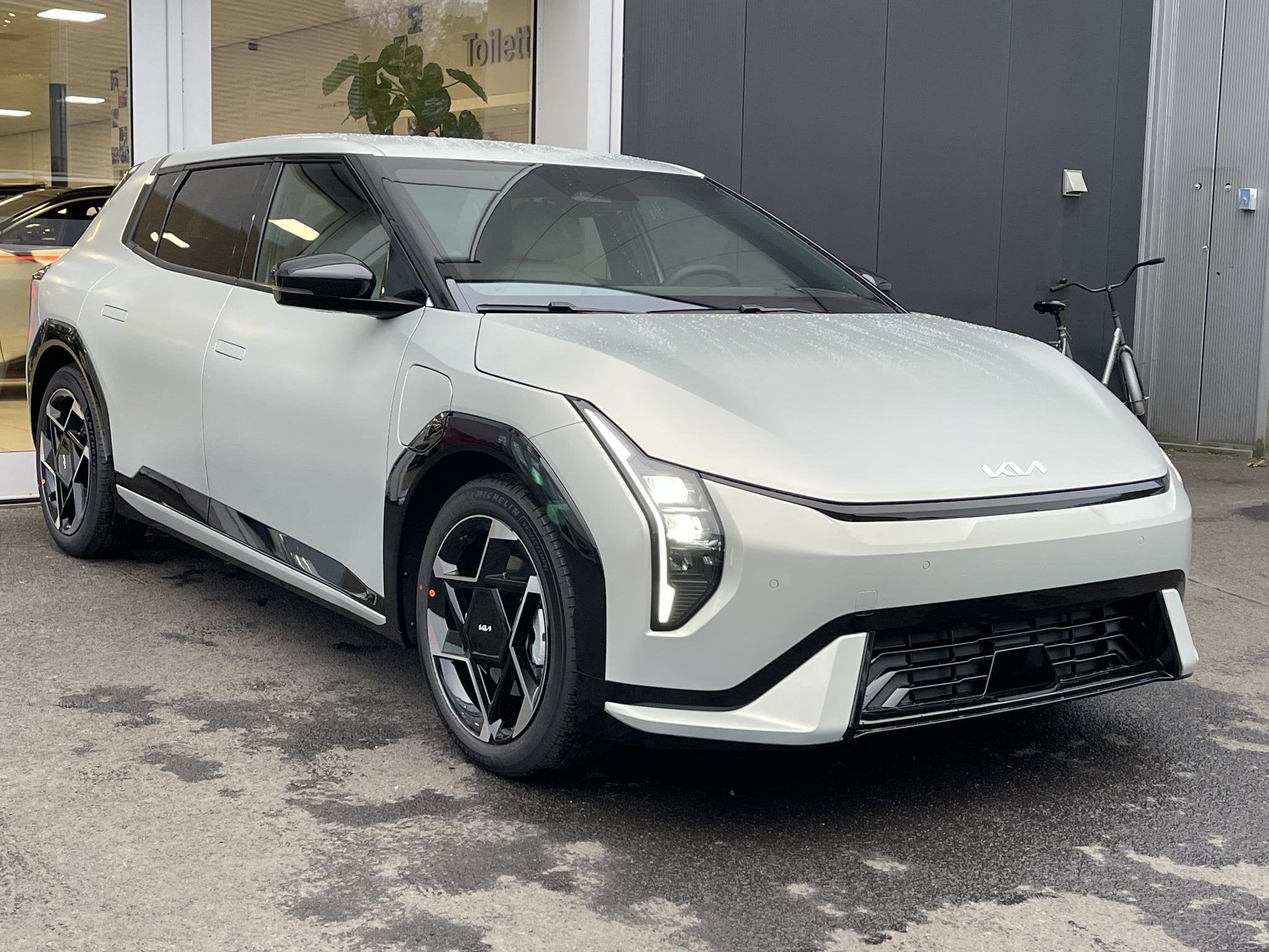 Kia EV4 GT-Line Business Edition 81.4 kWh SPECIALE ACTIE | U, Auto's, 81 kWh, 510 min, Origineel Nederlands, 204 pk