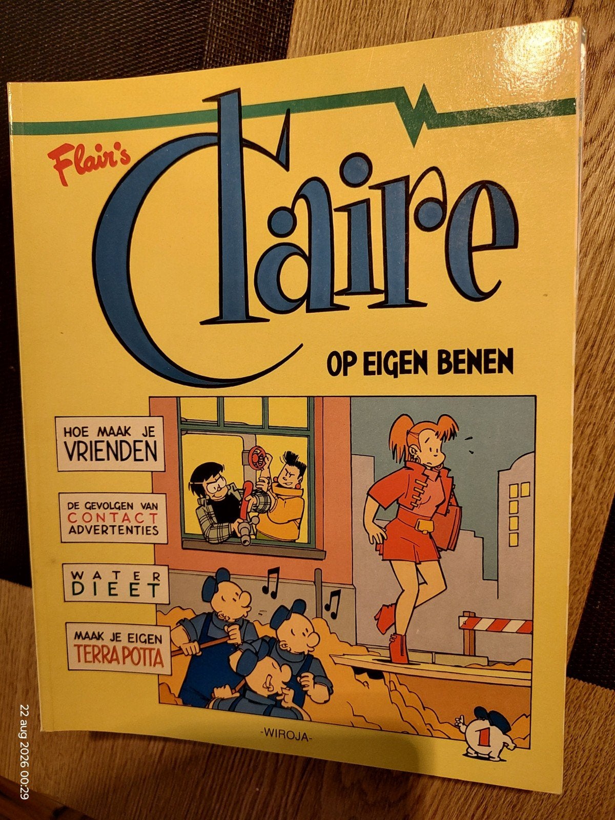 Flair's Claire - de delen 1tm15 + deel 18, Meerdere stripboeken, Ophalen of Verzenden, Zo goed als nieuw