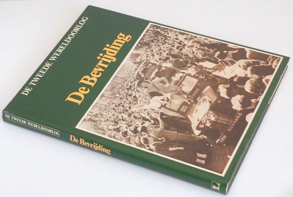 De Bevrijding - De Tweede Wereldoorlog - Boek Lekturama 1978, Boeken, Oorlog en Militair, Tweede Wereldoorlog, Ophalen of Verzenden