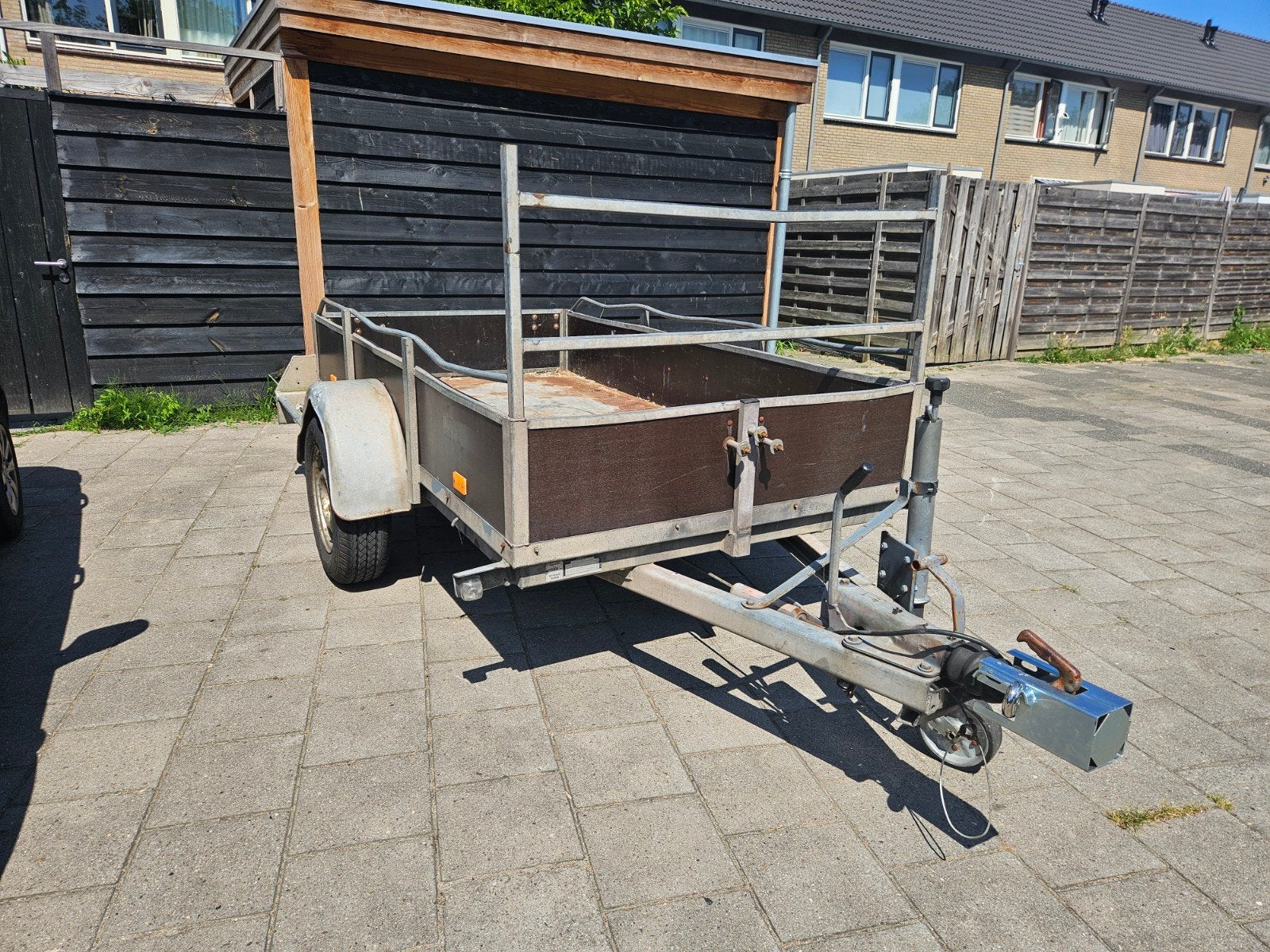 Solide aanhanger met stalen bodem, Ophalen, Gebruikt