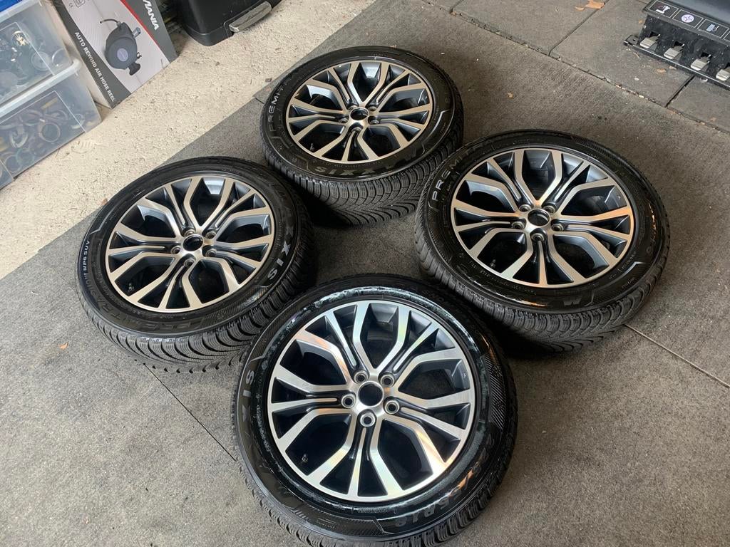 18 inch Mitsubishi outlander set ! 5x114,3, Auto-onderdelen, Banden en Velgen, Ophalen, 18 inch, Banden en Velgen, 225 mm