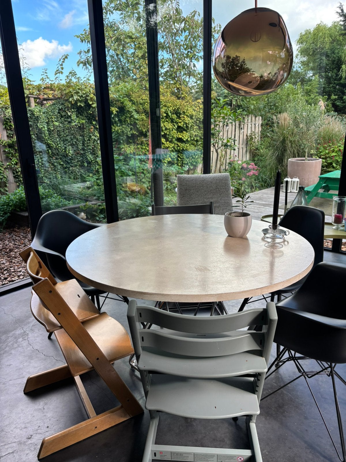 Charmante Thonet eettafel, Huis en Inrichting, Ophalen, Gebruikt, Rond, Vijf personen of meer