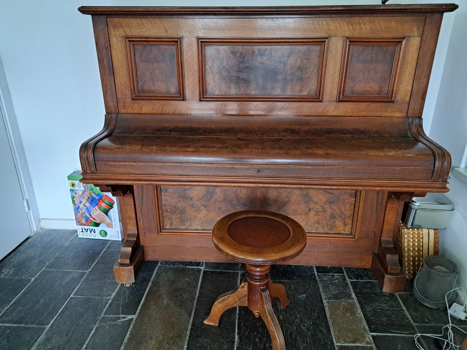 Te koop Mahonie houten piano met ivoren toetsen., Ophalen, Gebruikt, Bruin